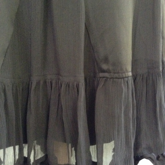 Black Silk Ruffled Hem Skirt - Picture 4 of 6